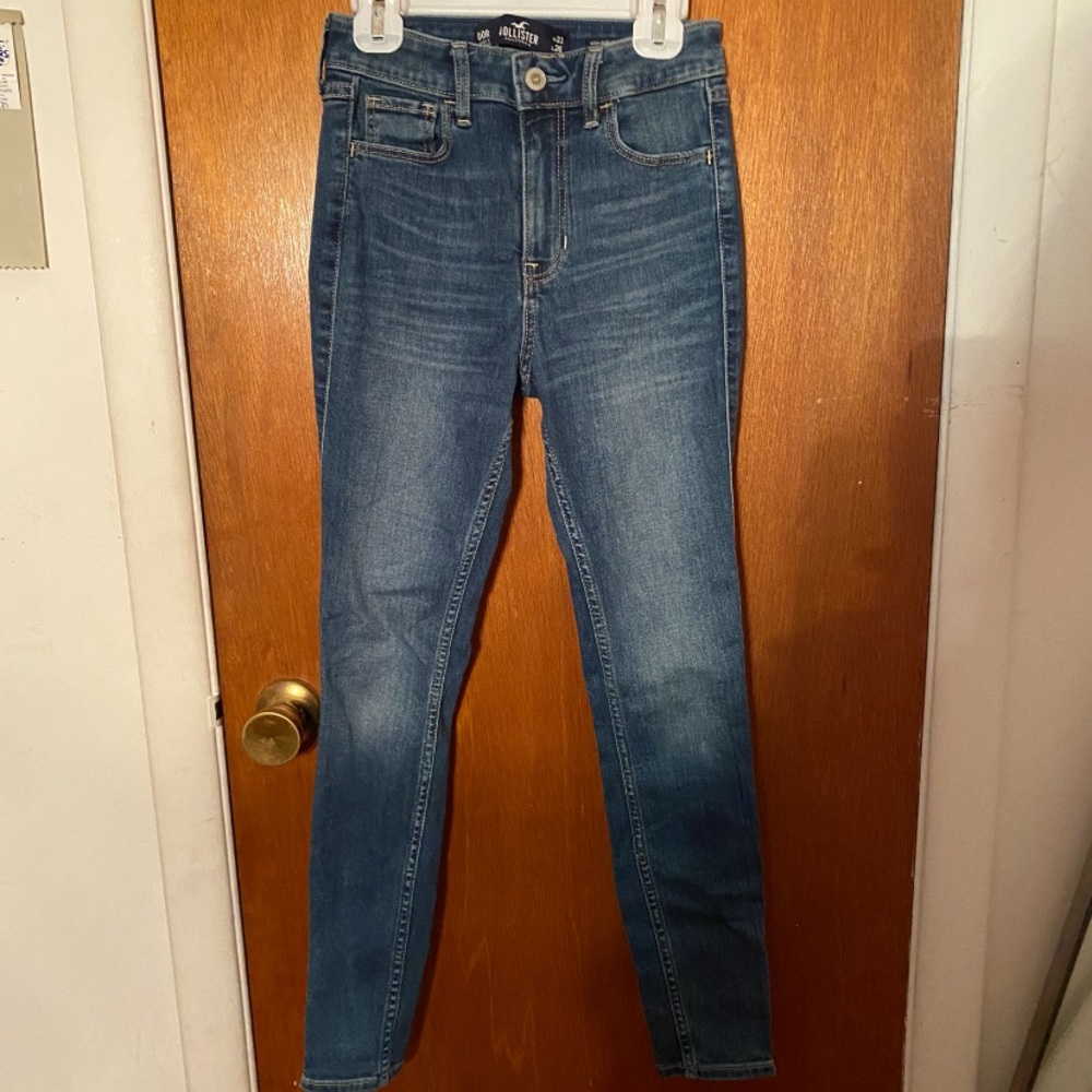 Hollister jeans
